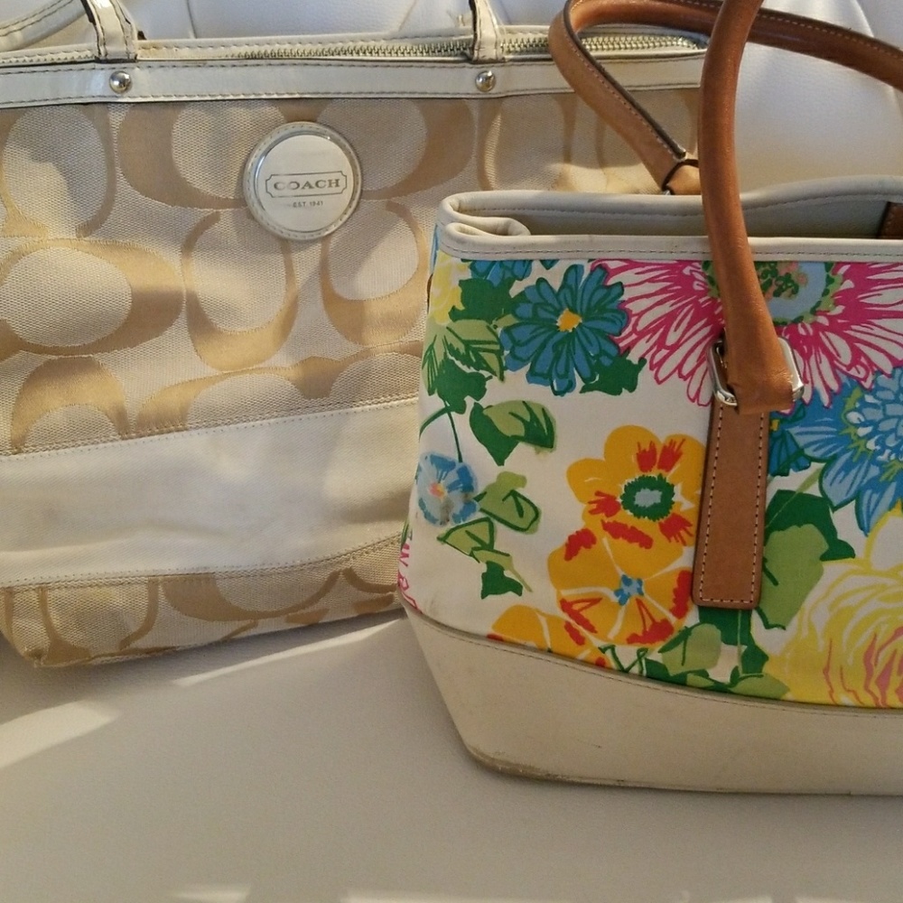 BOGO! Final🌼🌸 Spring Coach Shoulder bags